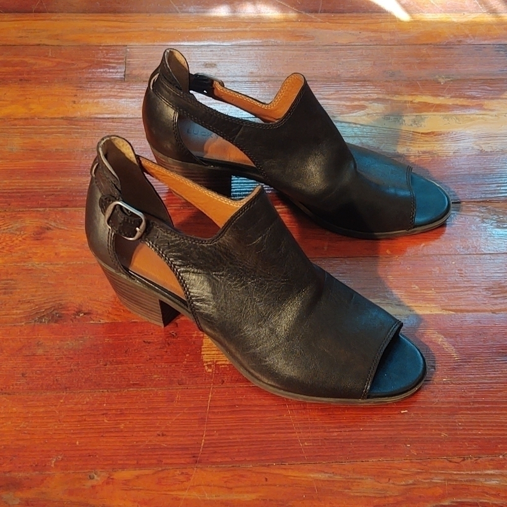 Lucky Brand Black Leather Sandals with Block Heel Sz 9